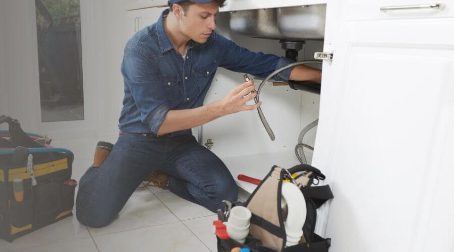 Professional sink repair in Stuart, IA